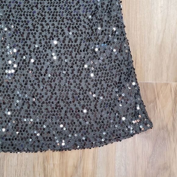 💚The Limited Gray Sequined Sleeveless Blouse Large - Picture 5 of 8